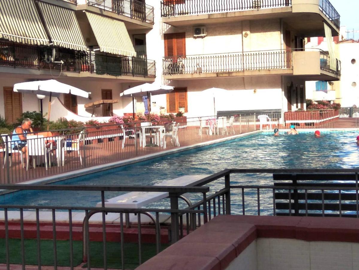 지아르디니낙소스 Naxos Charming Penthouse With Swimming Pool X6 아파트 외부 사진